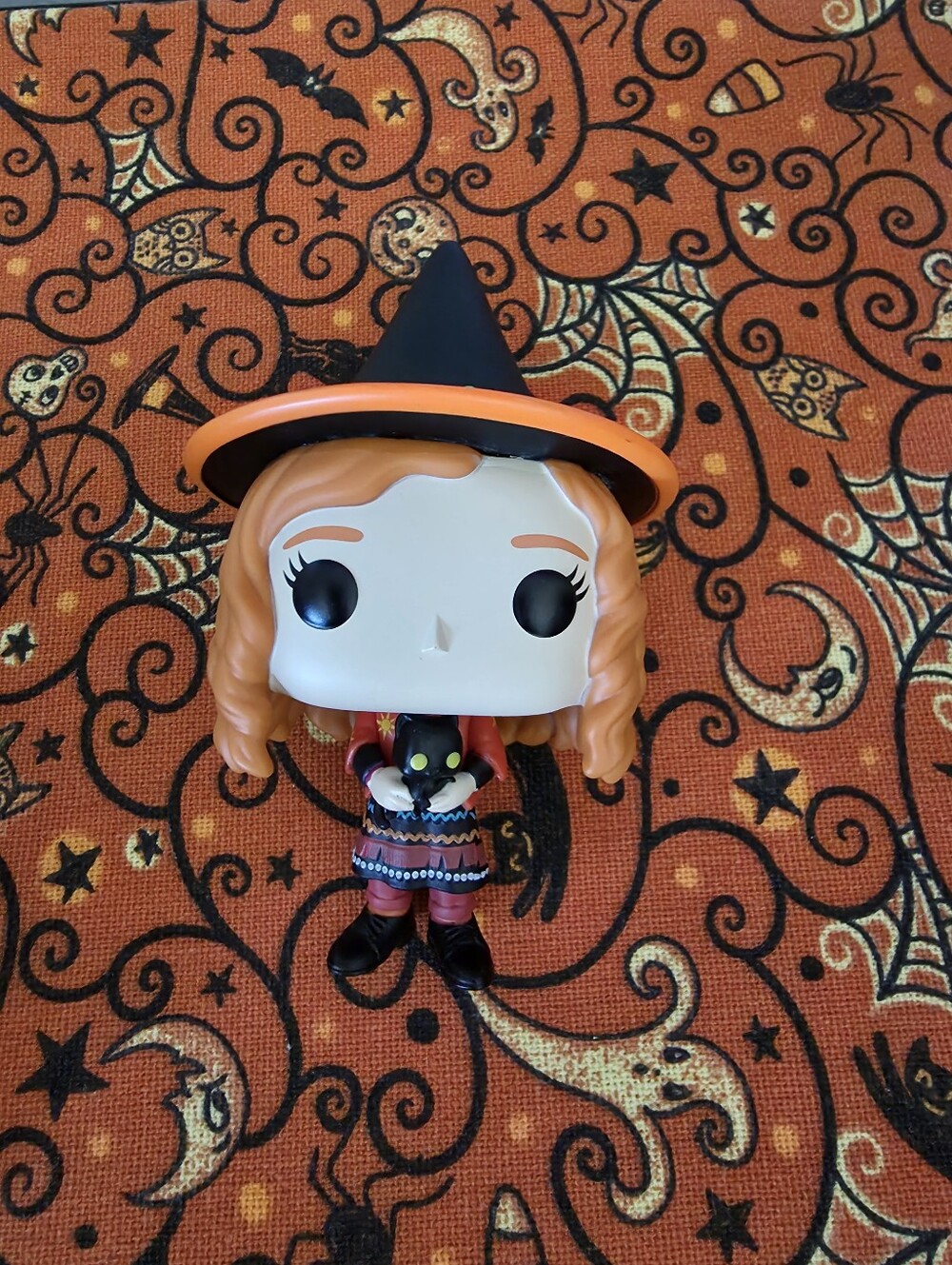 Dani with Binx Funko POP! Figure - Hocus Pocus